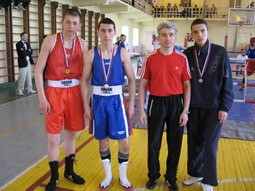 ����������